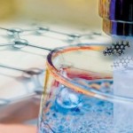 Grafene per eliminare dall'acqua farmaci, cosmetici e detergenti