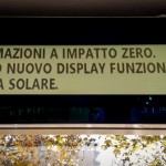 Milano: 60 nuove pensiline green, tetti fotovoltaici illuminano i display informativi