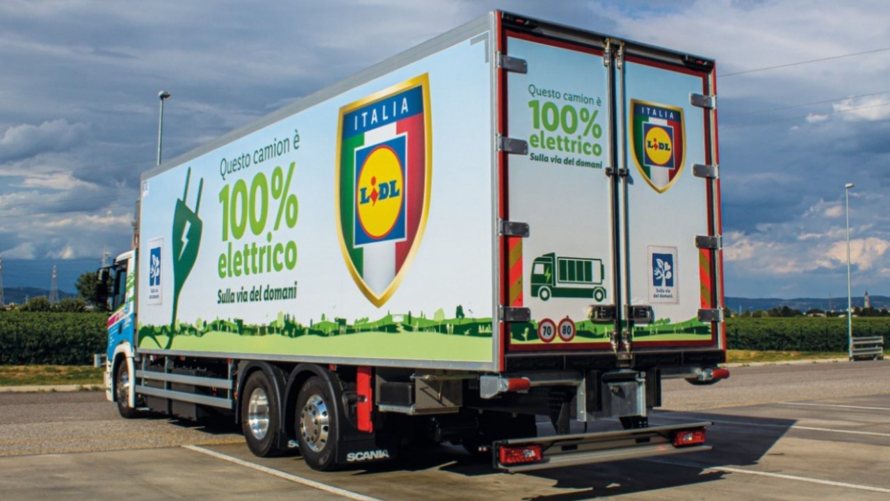  Lidl si dota del primo veicolo industriale elettrico