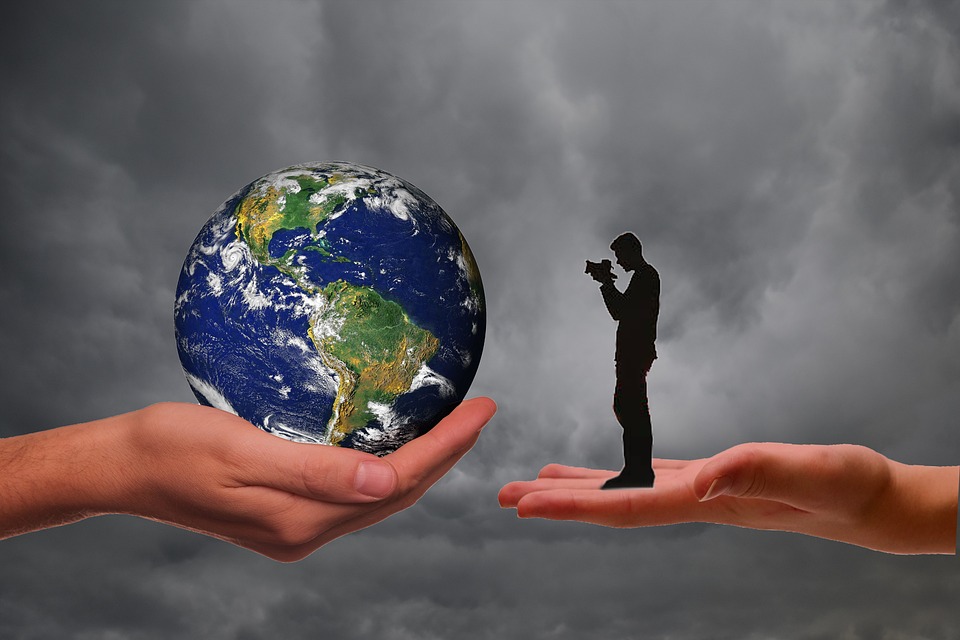 Deloitte: in Italia per un top manager su due cambiamento climatico è la questione più urgente del 2023
