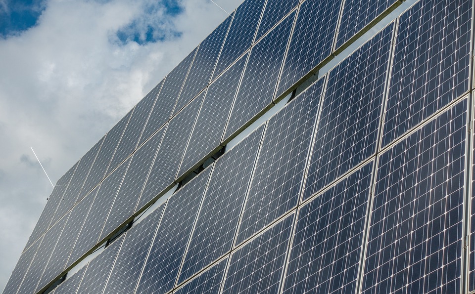RIC Energy entra nel mercato italiano acquistando sette progetti RTB da 10 MWp nel Lazio
