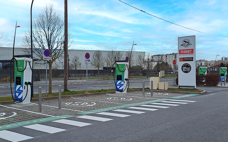 Nuova stazione di ricarica rapida Atlante a Saint-Memmie in Francia