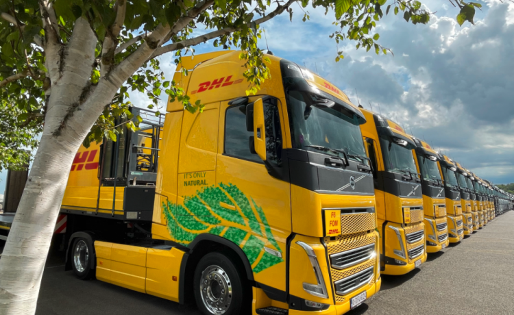 DHL riduce le emissioni di carbonio dei cargo di Formula 1 dell'83% in media