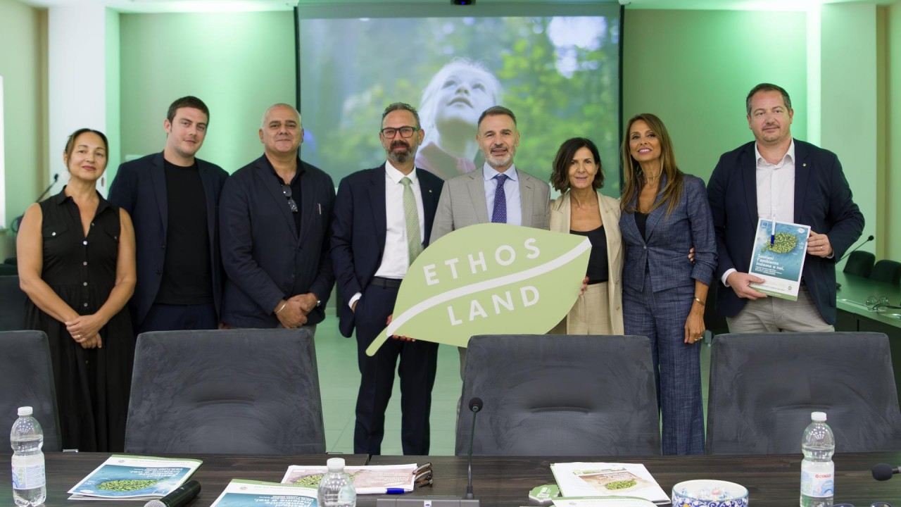 Continua “Ethosland”, l'opera di rimboschimento e di valorizzazione paesaggistica del Gruppo Ethos