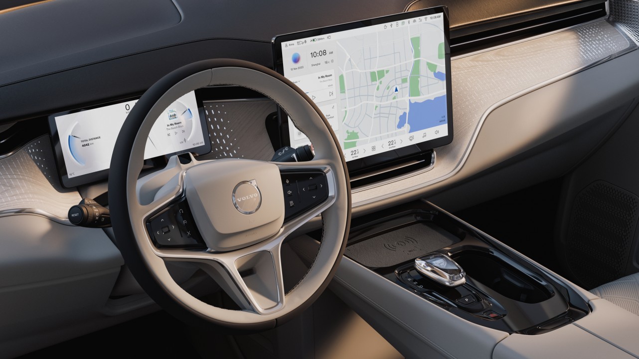 Qualcomm: ecco la monovolume Volvo EM90 completamente elettrica e con lo Snapdragon Cockpit