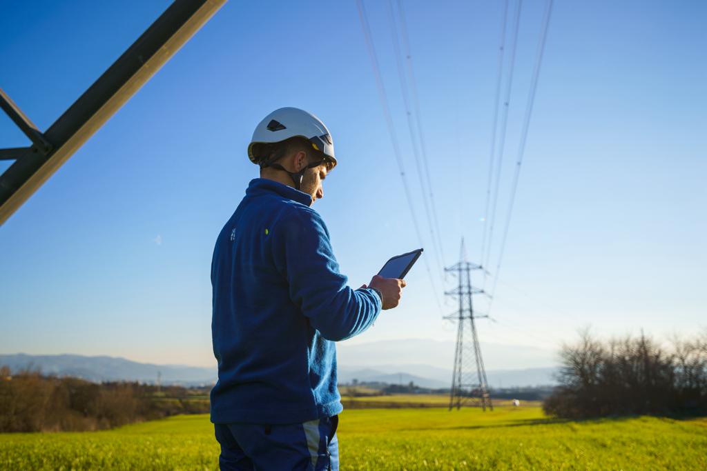 Terna e WindTre: al via la piattaforma per il monitoraggio della rete elettrica nazionale