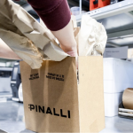 Pinalli elimina completamente la plastica  Dal packaging per e-commerce