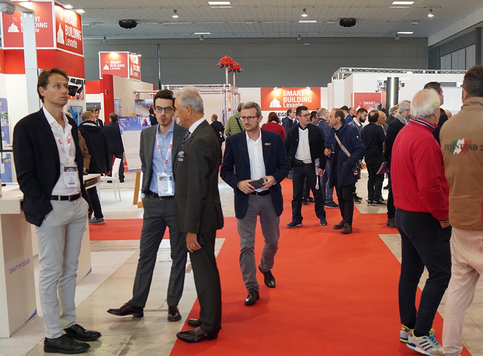 Torna a Bari la fiera “Smart Building Levante”: focus su case green, città e turismo sostenibili 