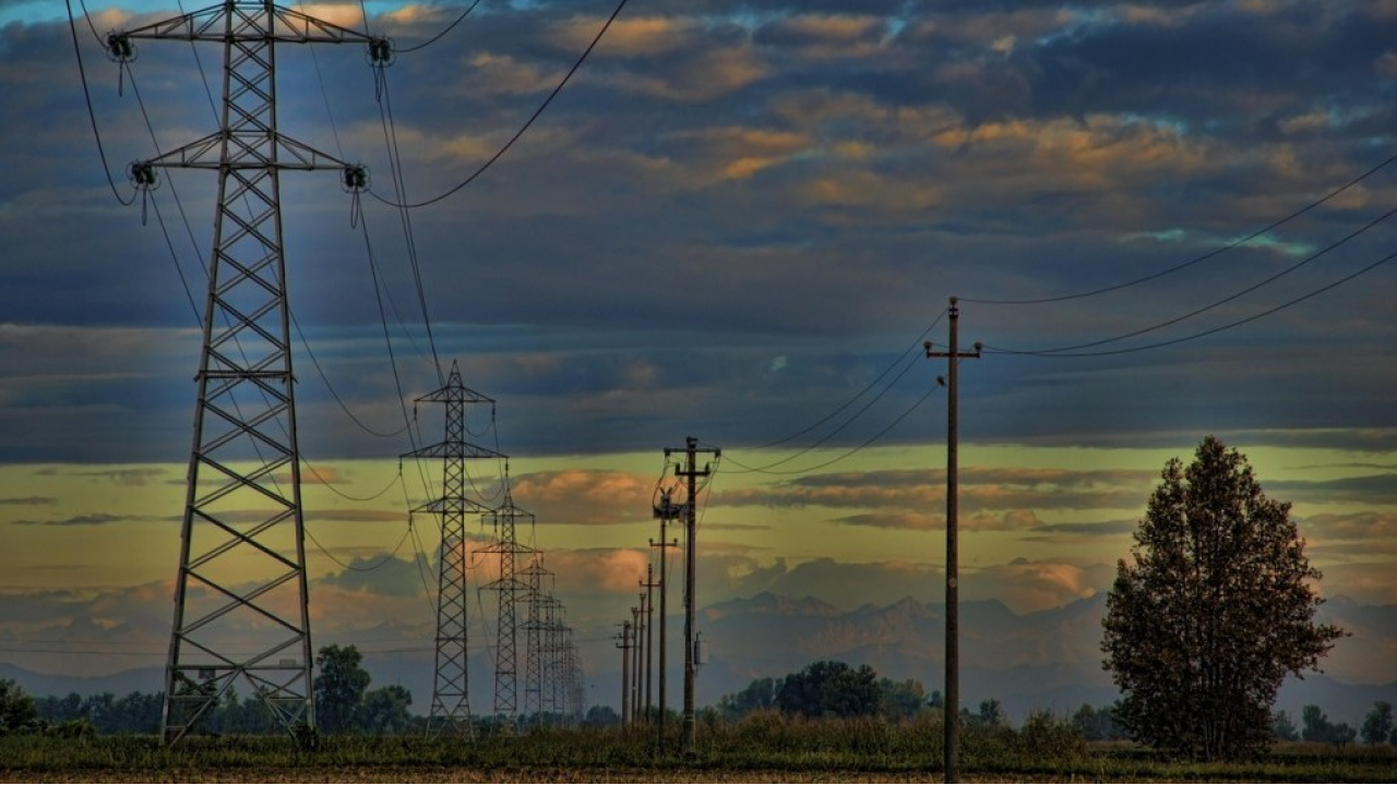 Terna: a marzo consumi elettrici -0,9%