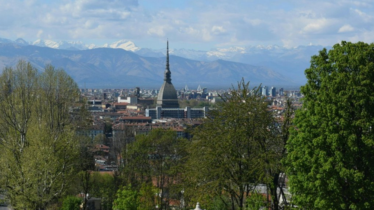 Gli investimenti ‘verdi’ di Torino: 110mila tonnellate di CO² in meno l’anno grazie al PNRR