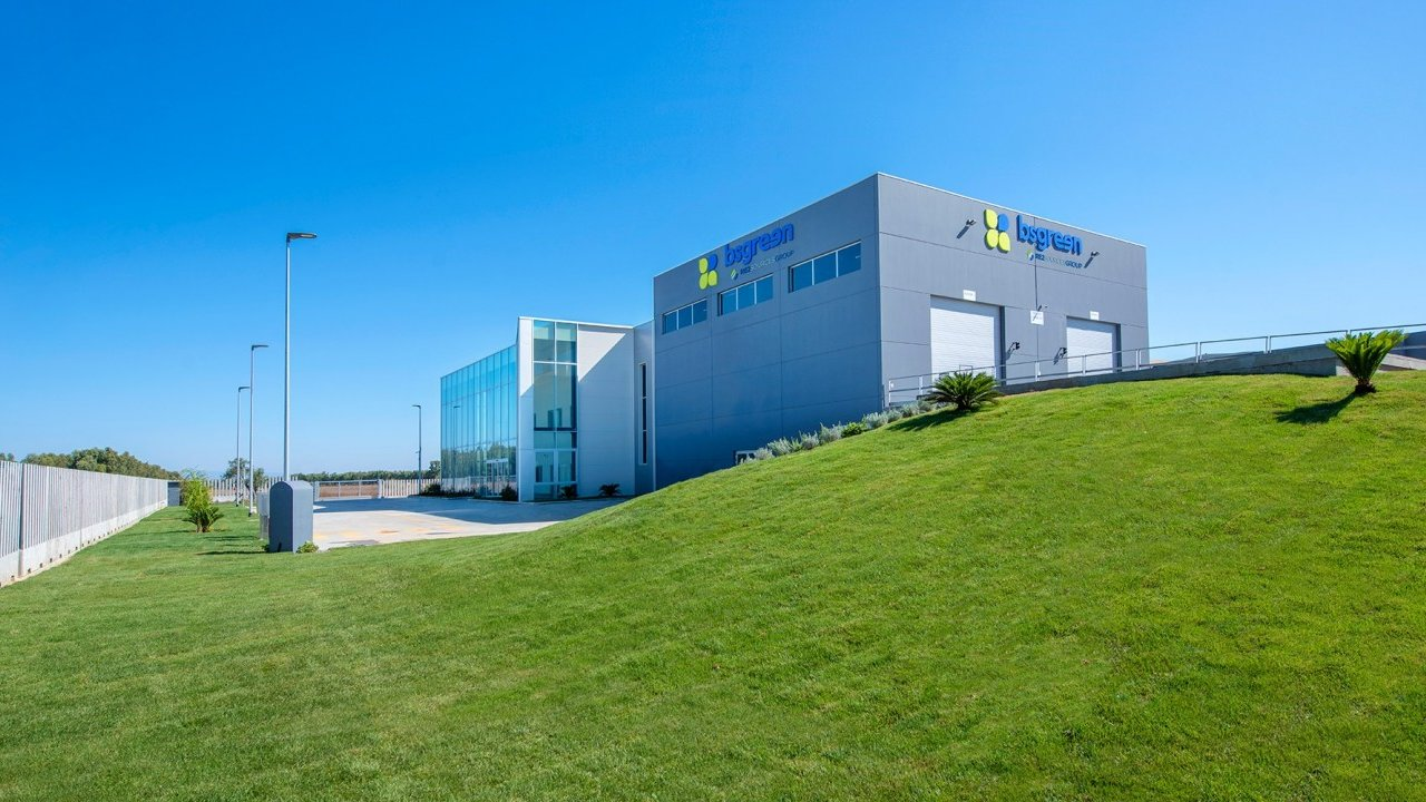 Gruppo RE2sources: nell’impianto BSGreen una nuova tecnologia di desolforazione