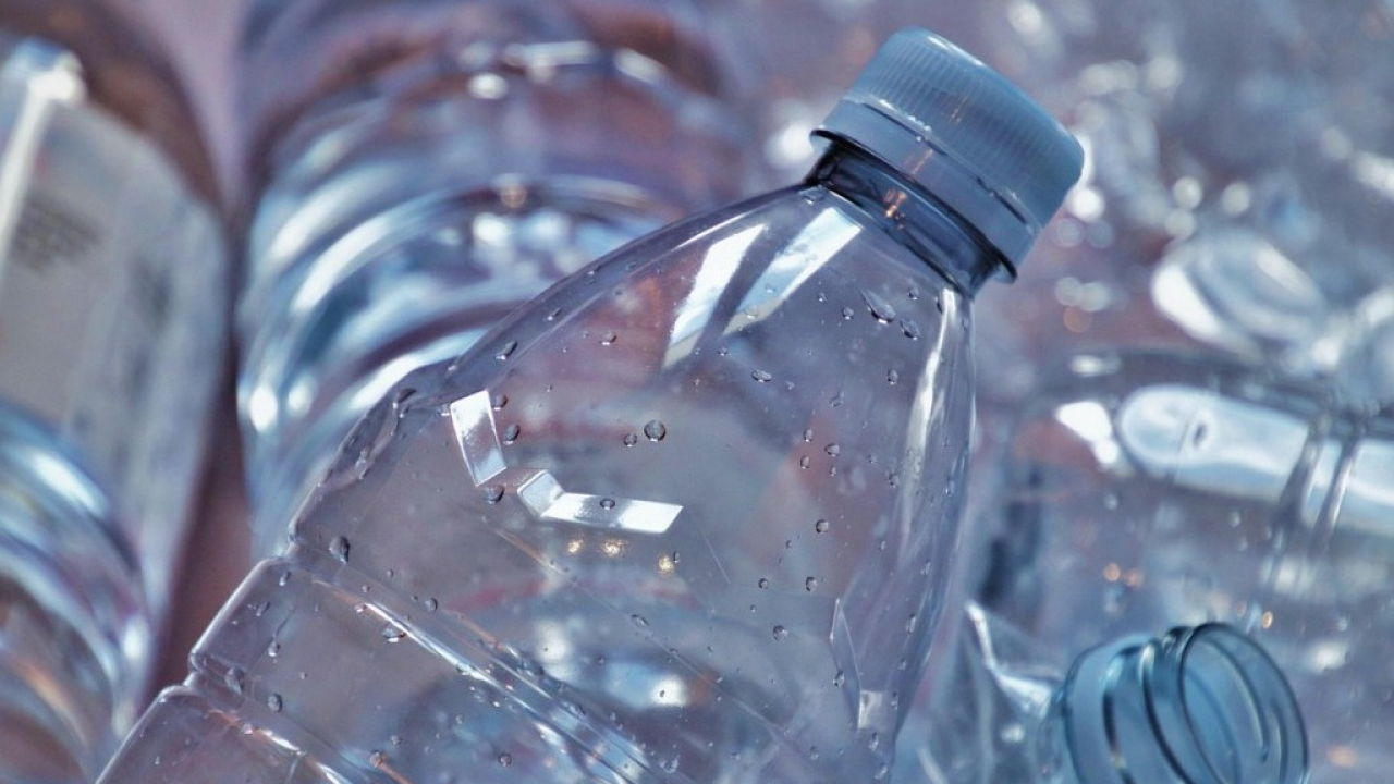 Agcm: San Benedetto elimina il green claim CO2 Impatto Zero dall’etichetta e dalle confezioni delle bottiglie Ecogreen