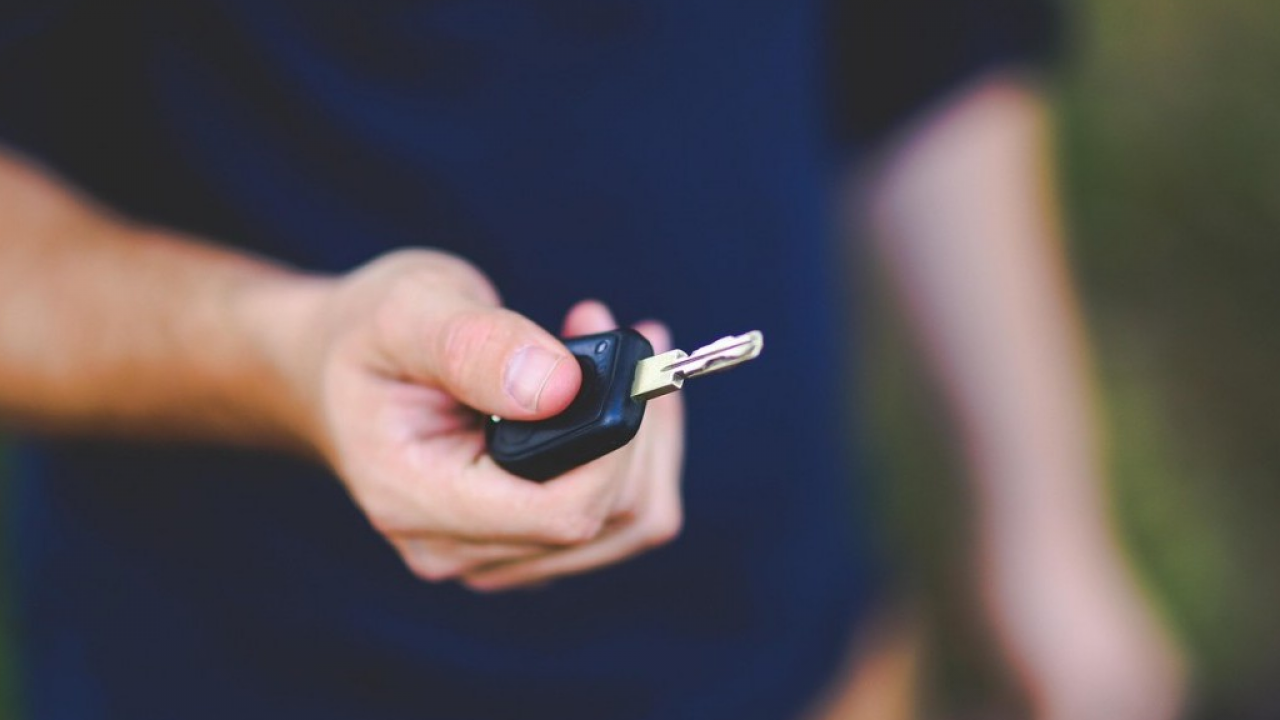 Sharing mobility: Pikyrent lancia l’allarme sul paradosso assicurativo che frena la crescita del settore