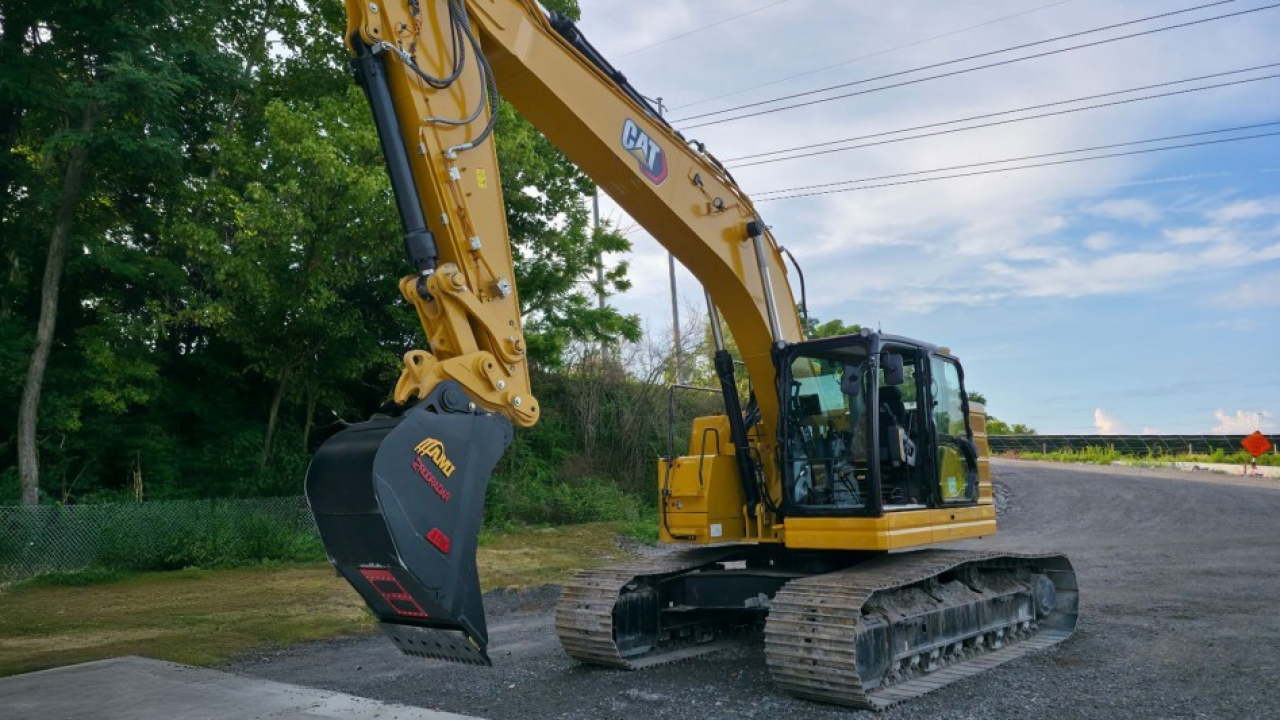 Arriva in Italia la ruspa con sensori AI che protegge dagli incidenti cavi TLC e del tubi gas