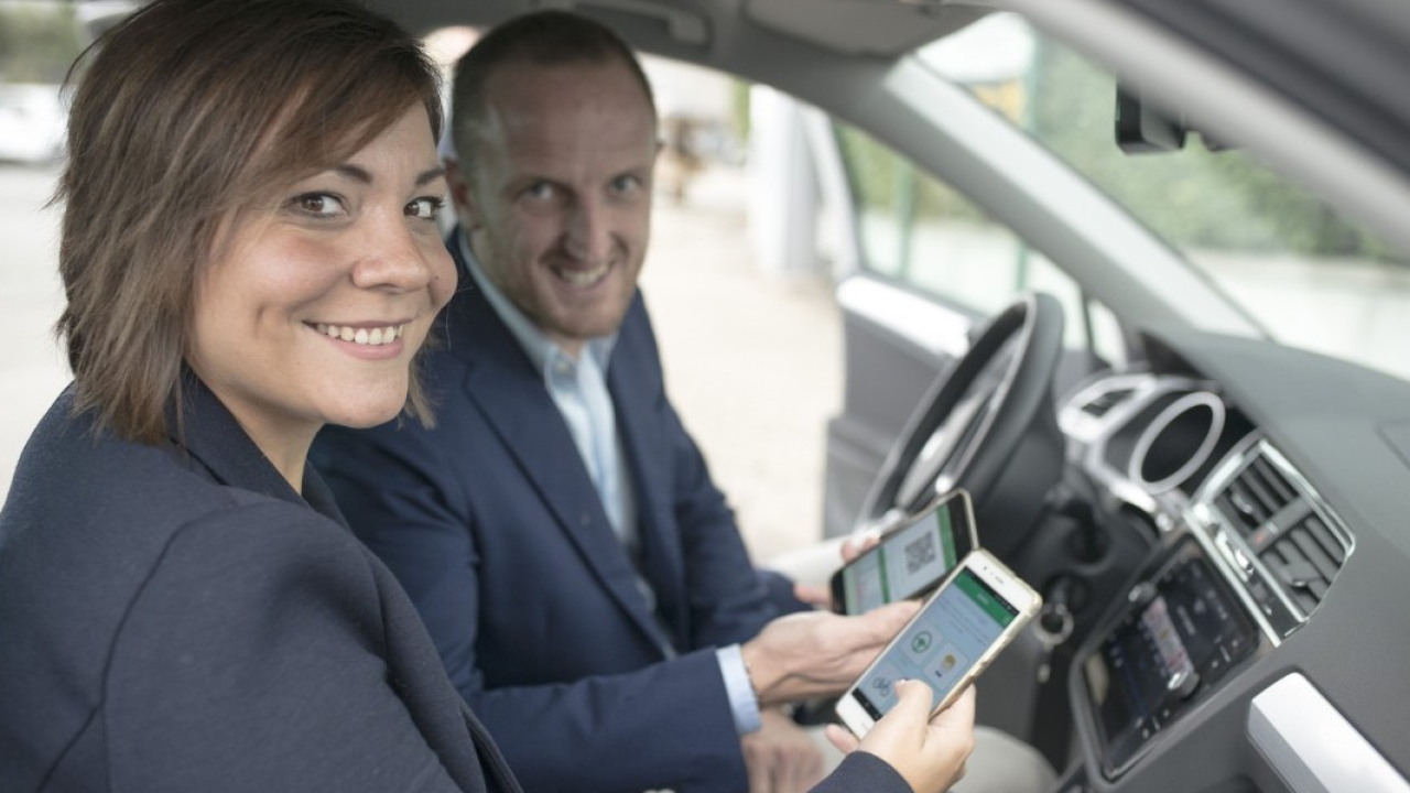 Mobilità sostenibile: carpooling toglie 450.000 auto dalle strade