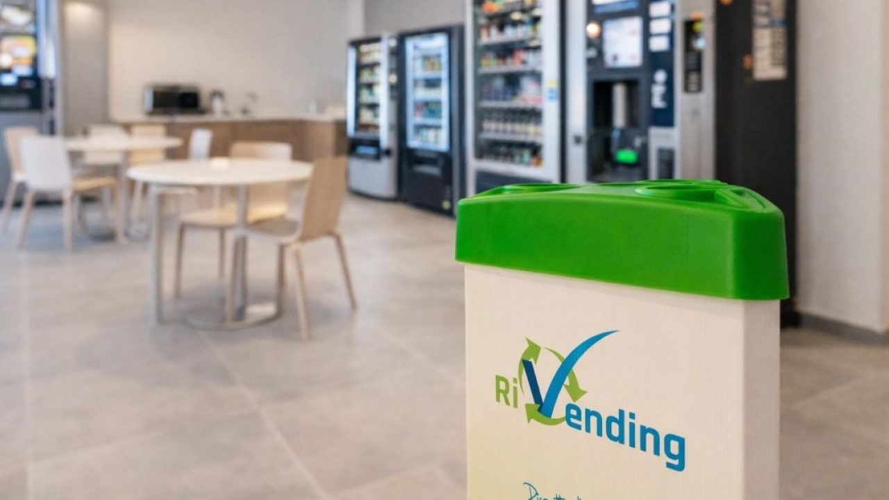 Vending: 93 mln bicchieri da caffè avviati a riciclo nel 2025 (+18,7%), 638 tonn. di CO2 risparmiate
