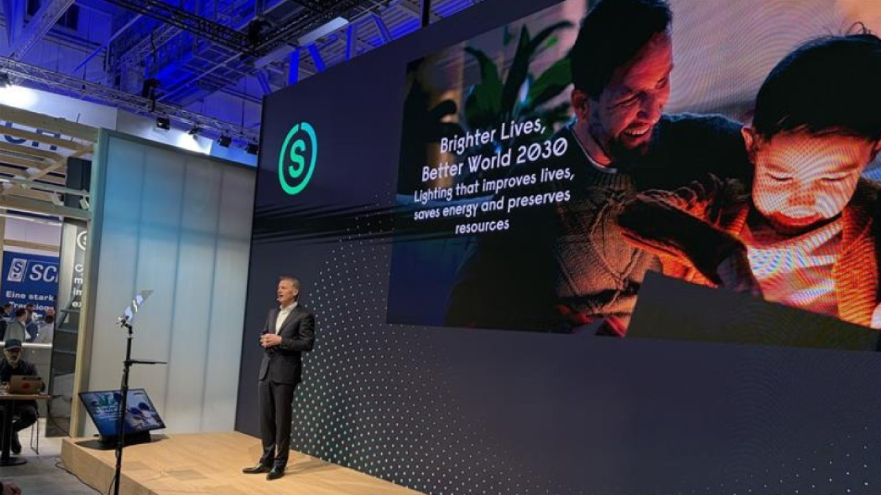 Verso il 2030: il nuovo piano di Signify per un'illuminazione rigenerativa e sostenibile