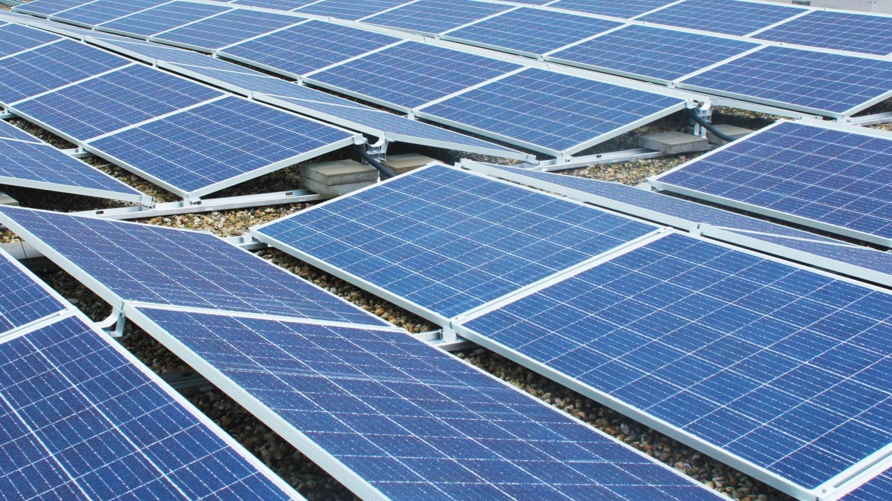 Terna: il fotovoltaico traina le rinnovabili e diventa la prima fonte green a marzo