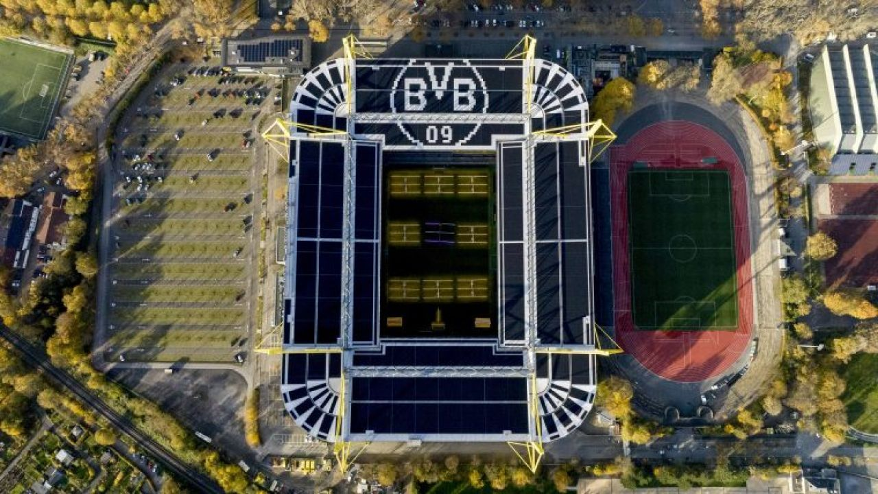 SIGNAL IDUNA PARK: il Borussia Dortmund scrive la storia con il più grande impianto solare su tetto di uno stadio