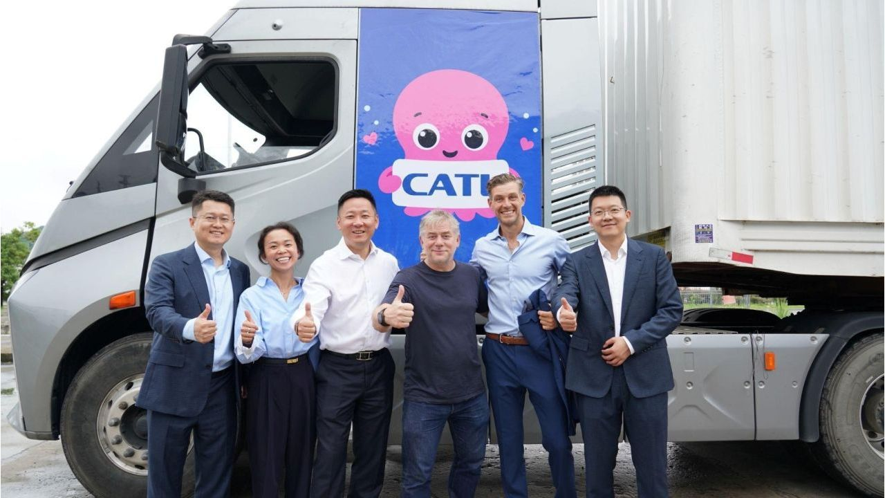 Nasce Swaptopus: la joint venture tra Octopus e CATL che rivoluziona il trasporto merci elettrico