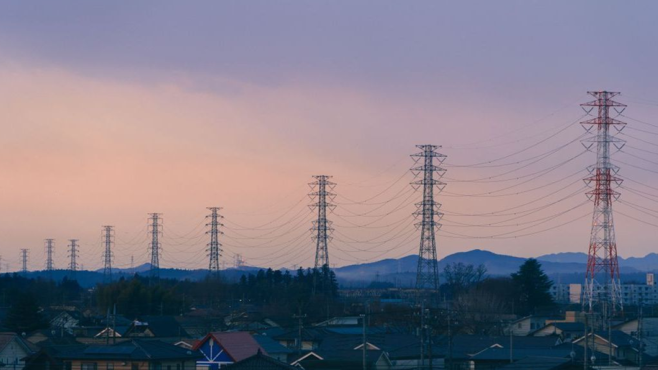 Domanda elettrica in crescita a maggio 2026: il sistema energetico italiano accelera verso il solare